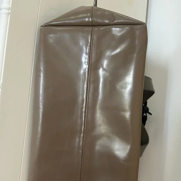 Authentic Marni Beige, Gray and Black Gorgeous Handbag. - Picture 8 of 9